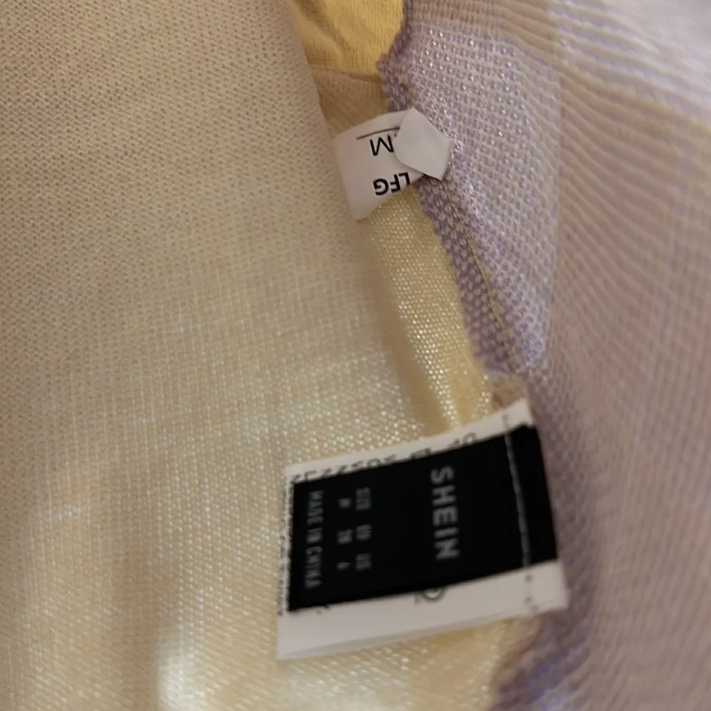 Cropped Button Up Sweater Top - Picture 2 of 3